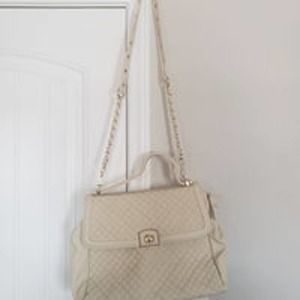 New Urban Expressions Cream quilted purse
